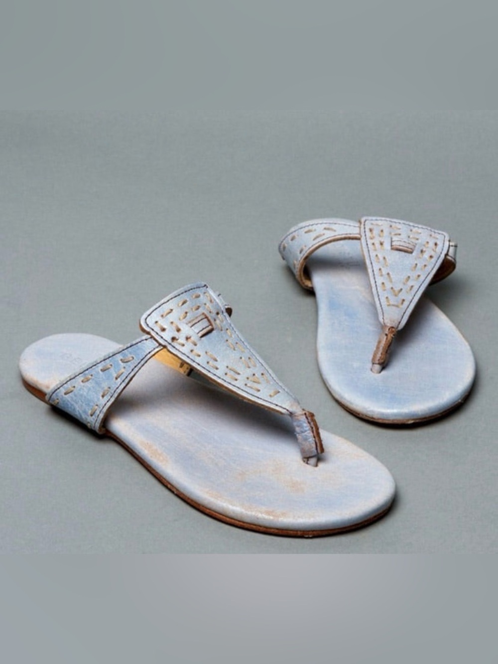 Bed Stu Mira Women’s light blue Leather Slip On Flip-Flops Sandals Shoes size 10